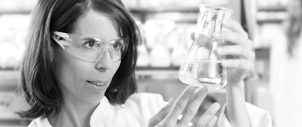 Scientifique dans un laboratoire